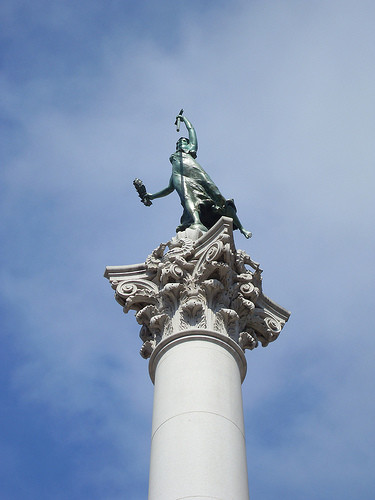 Dewey Monument in San Francisco Union Square Dewey Monument in San Francisco Union Square