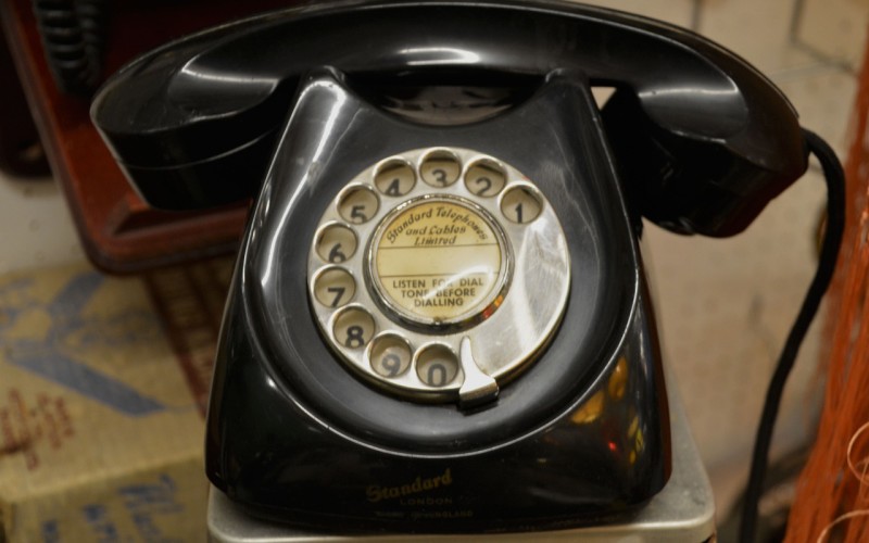 telephone