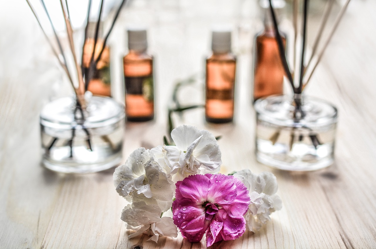 Finding a Balance Between Drugs and Natural Remedies as a Parent