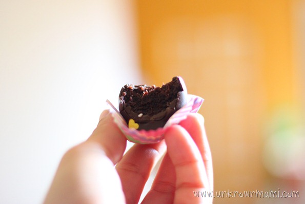 Cake bite bitten