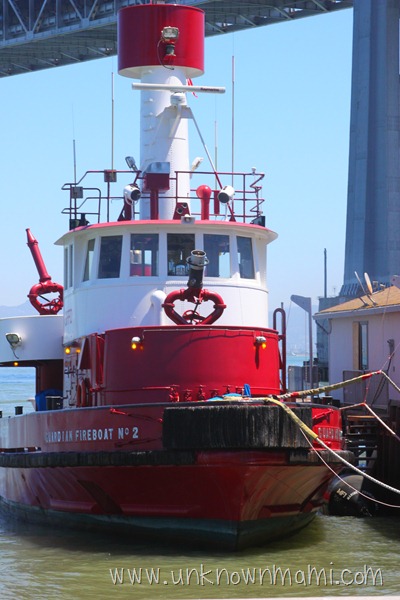 Tug boat