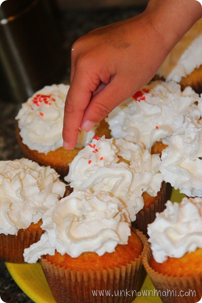 Decorating cupcakes