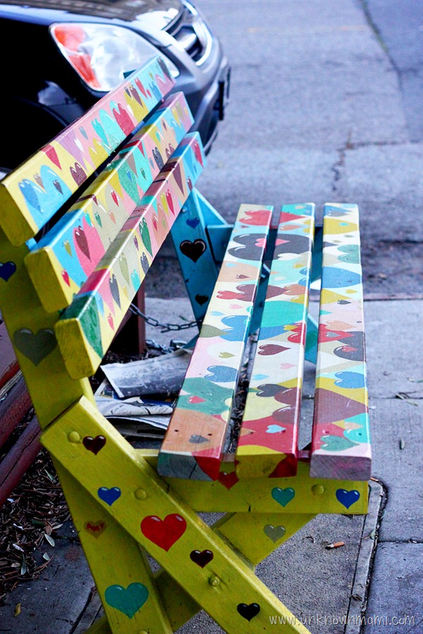 Bench-on-corner-of-6th-and-Irving-in-San-Francisco