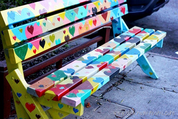Bench-on-corner-of-Irving-and-6th-in-San-Francisco