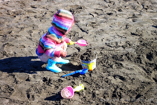 Playing-with-sand