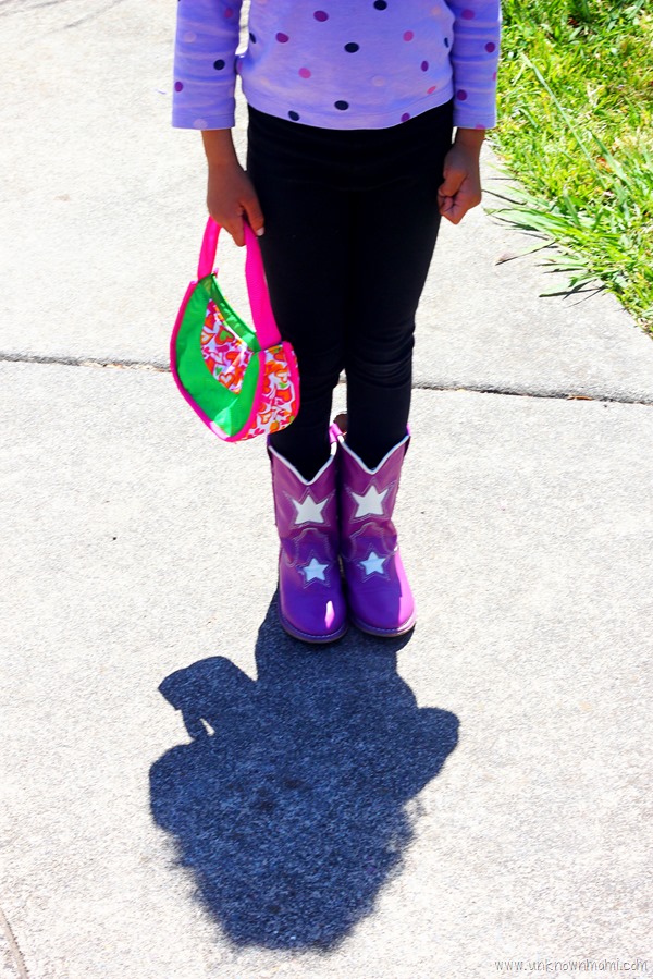 My_baby's_shadow-unknownmami