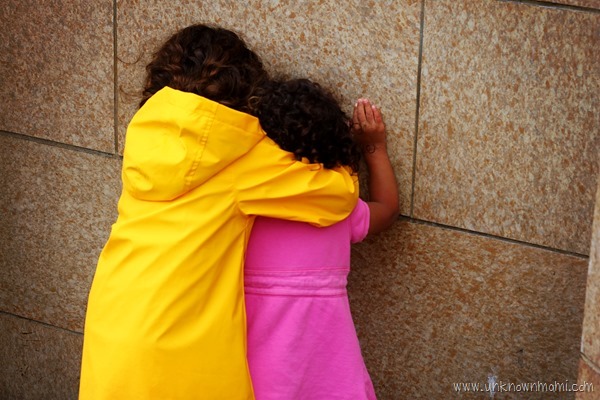Sisters_hugging-unknownmami