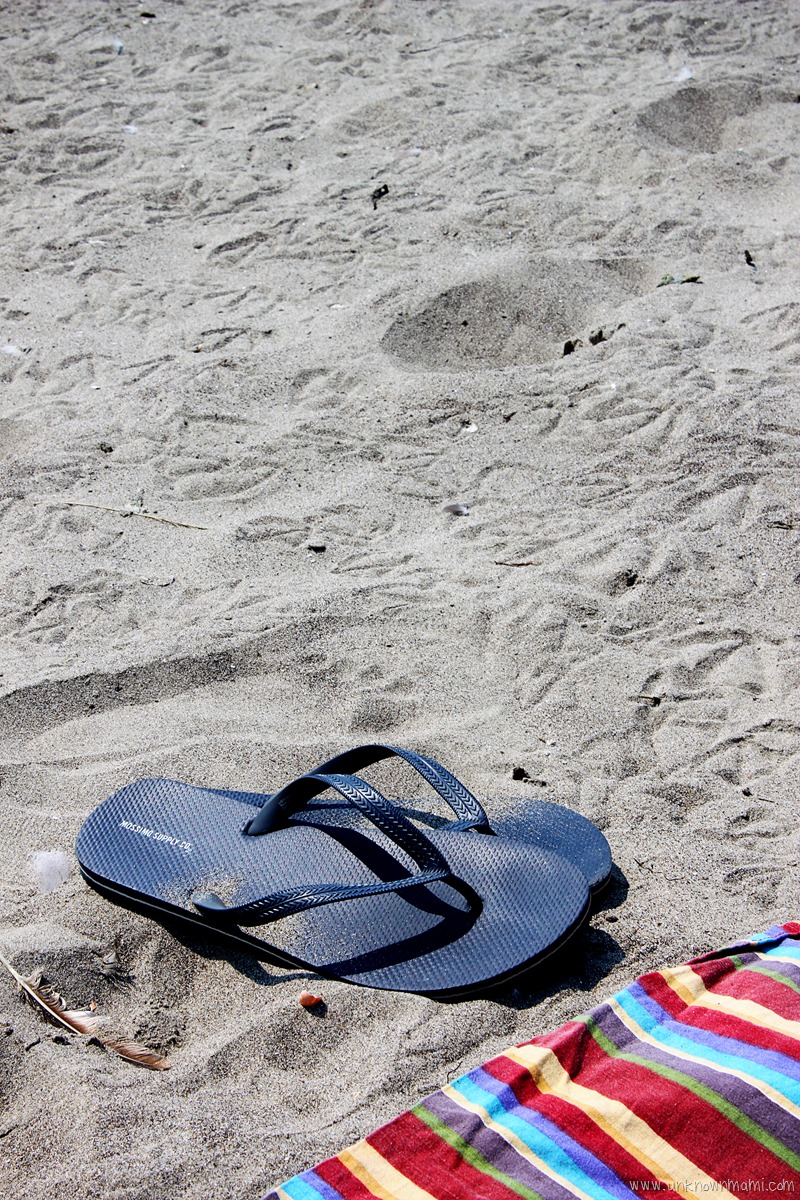 flip flops on Stinson Beach
