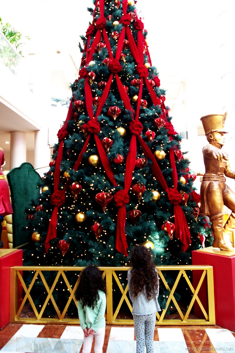 Stonestown Galleria Christmas Tree