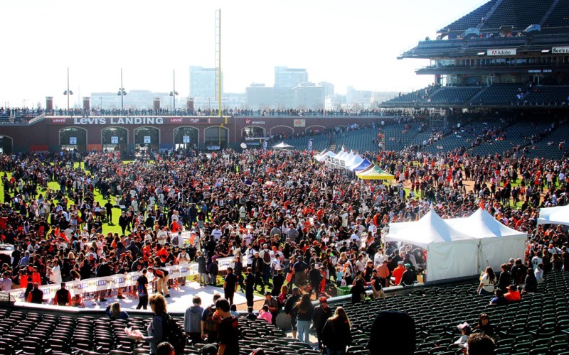 Giants FanFest