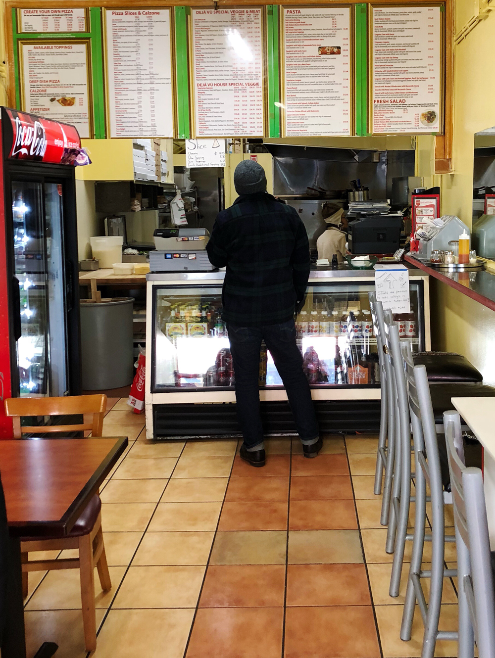 Inside Déjà Vu Pizza